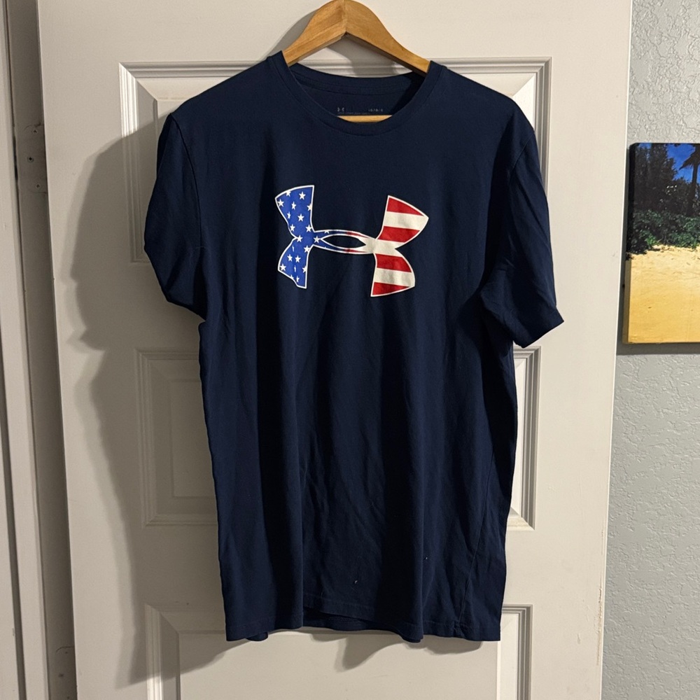 Under Armour Men’s Navy Short Sleeve Tee with American Flag Logo